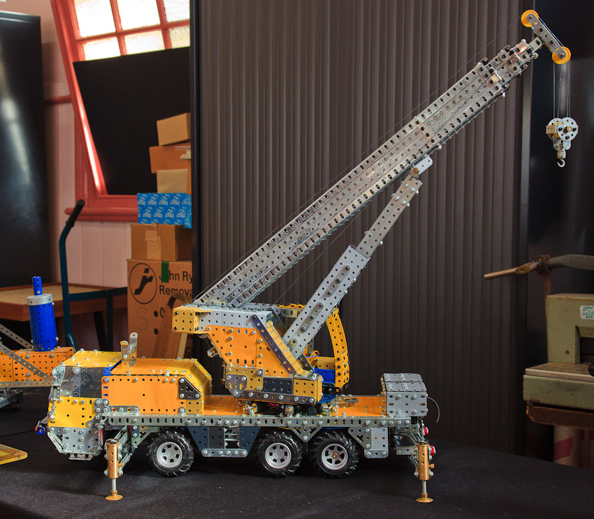 Liebherr mobile crane